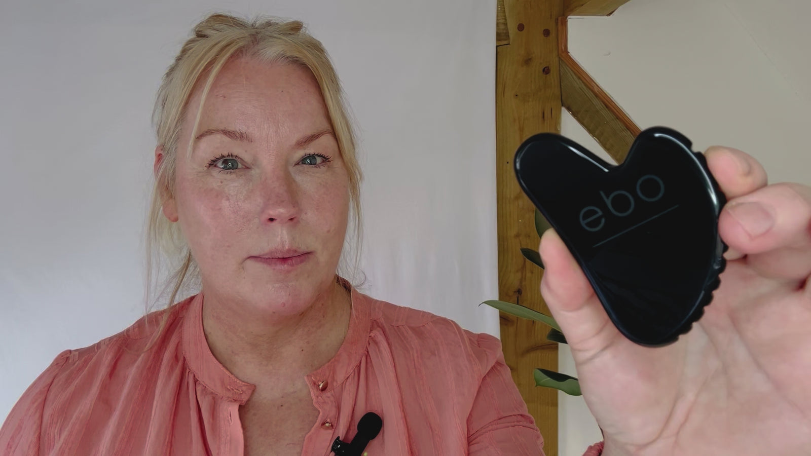 Video of ebo founder, Kirstie Garrett, explaining how The Wrinkle Eater TM face massage tool comes with seven daily videos which guide you step-by-step on how to carry out the perfect face massage. 